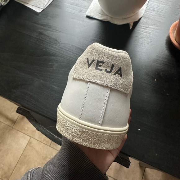 Never worn Veja white shoes - Picture 2 of 4